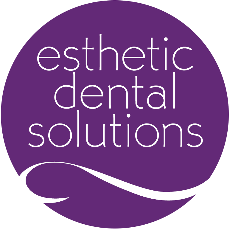 Amazon.com: Solutions for dental esthetic: 9784874179871